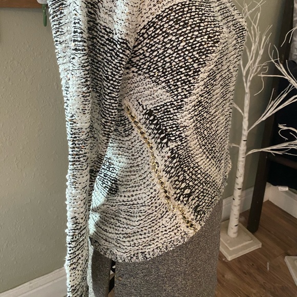 Women’s hit list sweater - Picture 3 of 5